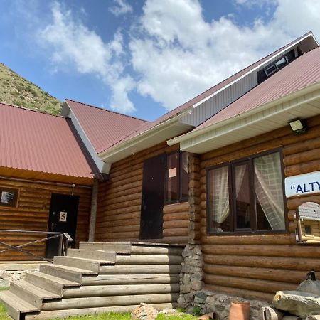 Altyn Arashan Guesthouse Exterior foto